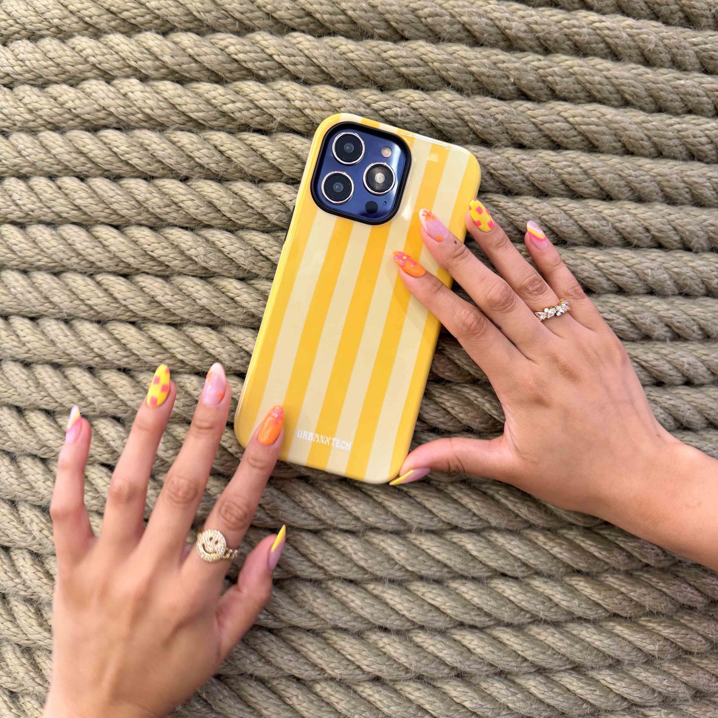 Canary (Tough Case)