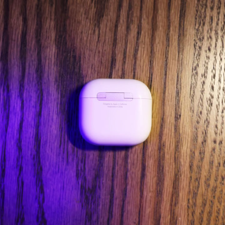 AirPods Pro 4 + 2 pochettes silicone offertes