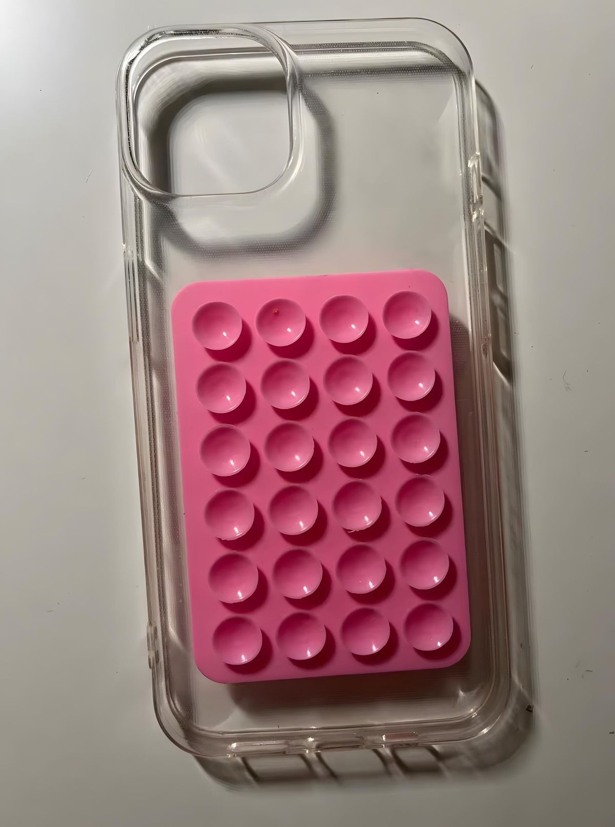 REUSABLE Double-Faced Silicone Suction Phone Grip 🐙
