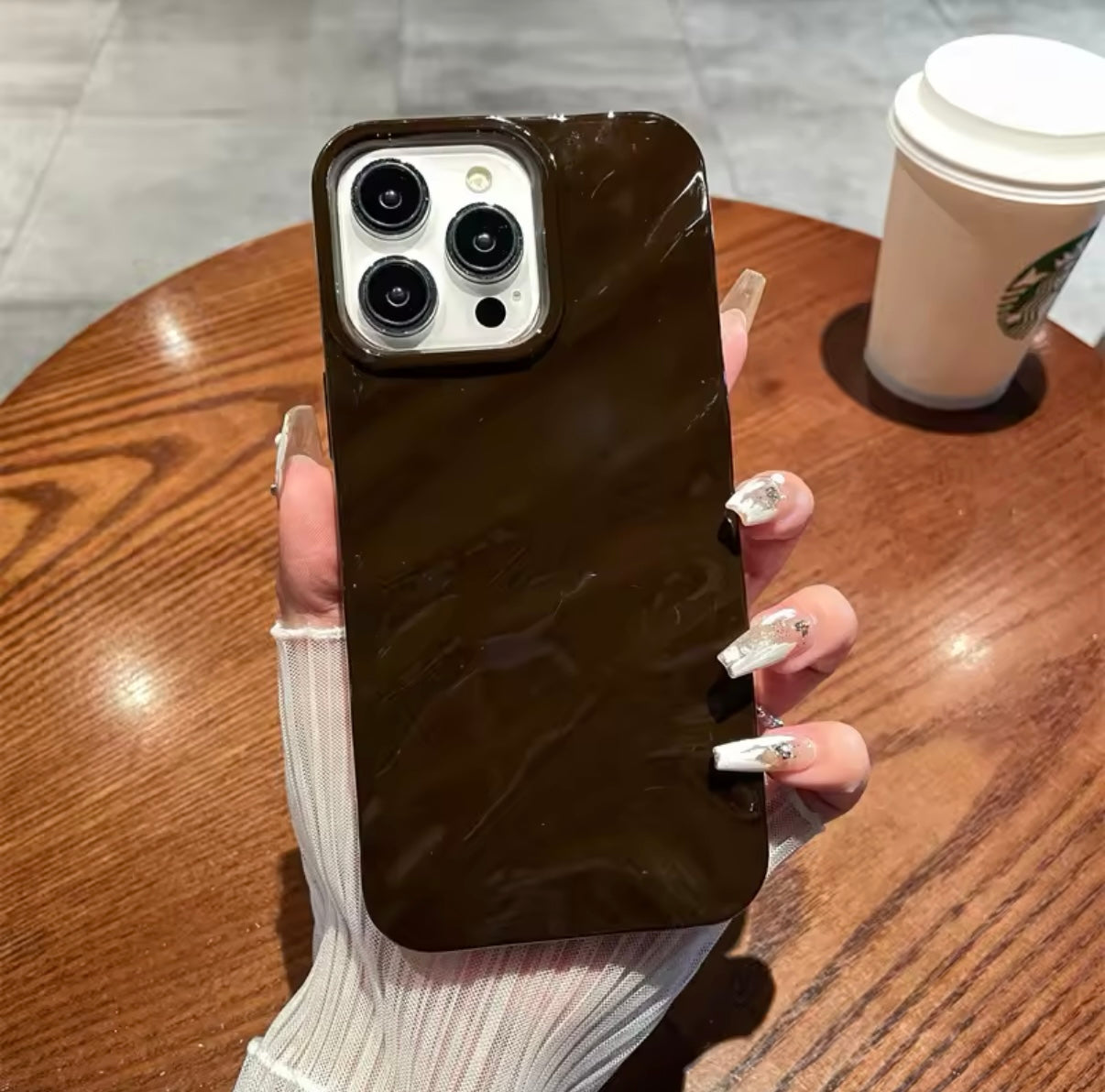 Aura Wave Case (Chocolate)