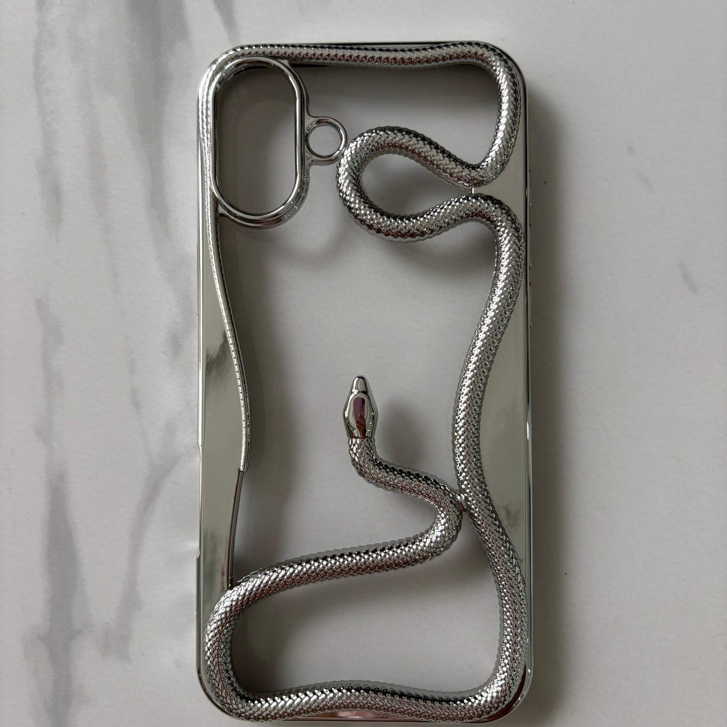 SNAKE IPHONE 16 PLUS