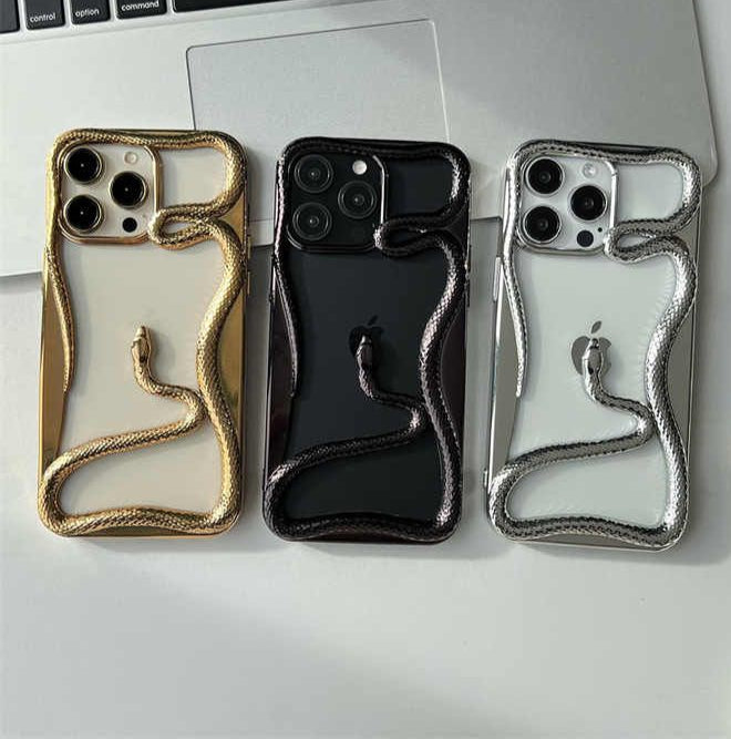 SNAKE IPHONE 16 PRO